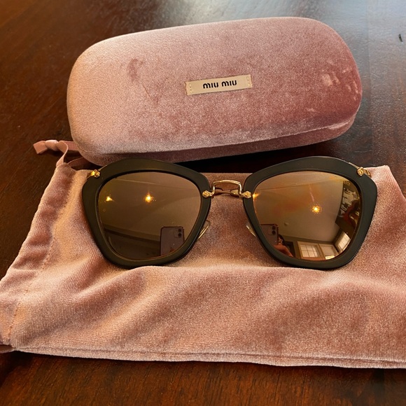 Sunglasses - Picture 3 of 7